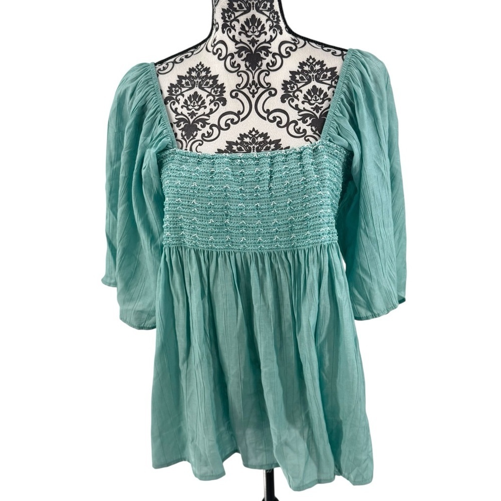 NWT Easel “Sea Blue Crept” Smocked Tie-Back Flowy Top Size M